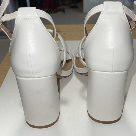 Worn once, BOOHOO- White strapped, block Heel with a square toe. 3 1/2” heel. 6 - Picture 3 of 5